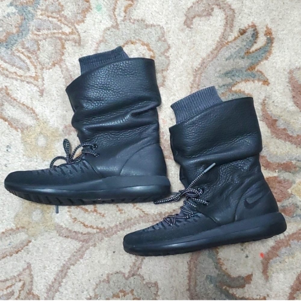 Nike Roshe Two High Flyknit trainers